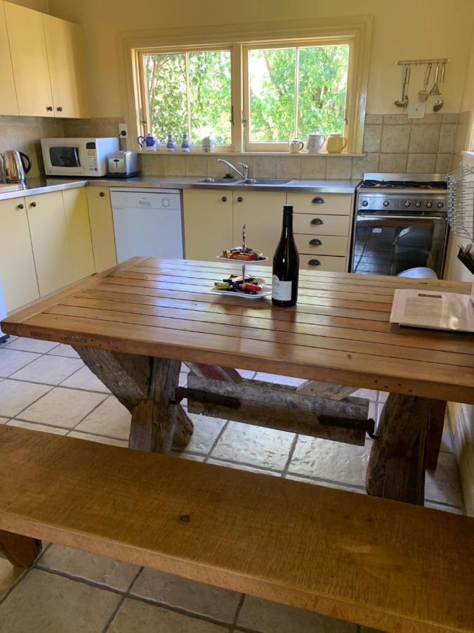 Villa In The Vines Martinborough Εξωτερικό φωτογραφία